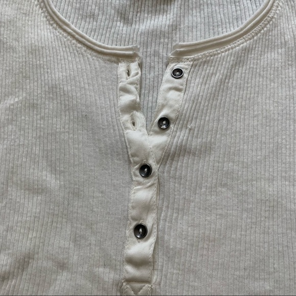 *SOLD* Washed ribbed knit Henley top - Picture 4 of 6
